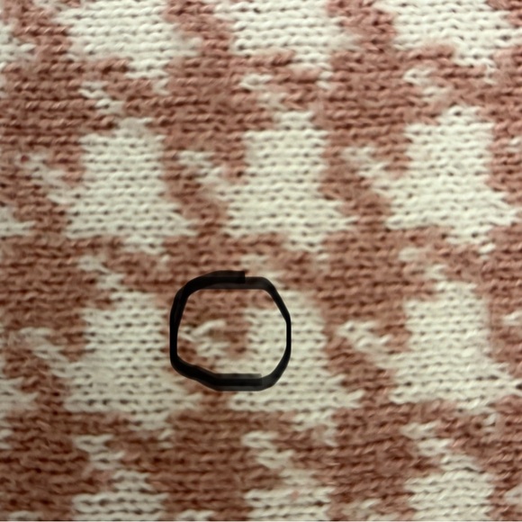 Abercrombie Kids Pink and White V-Neck Sweater Vest-Size 11/12 - Picture 6 of 6